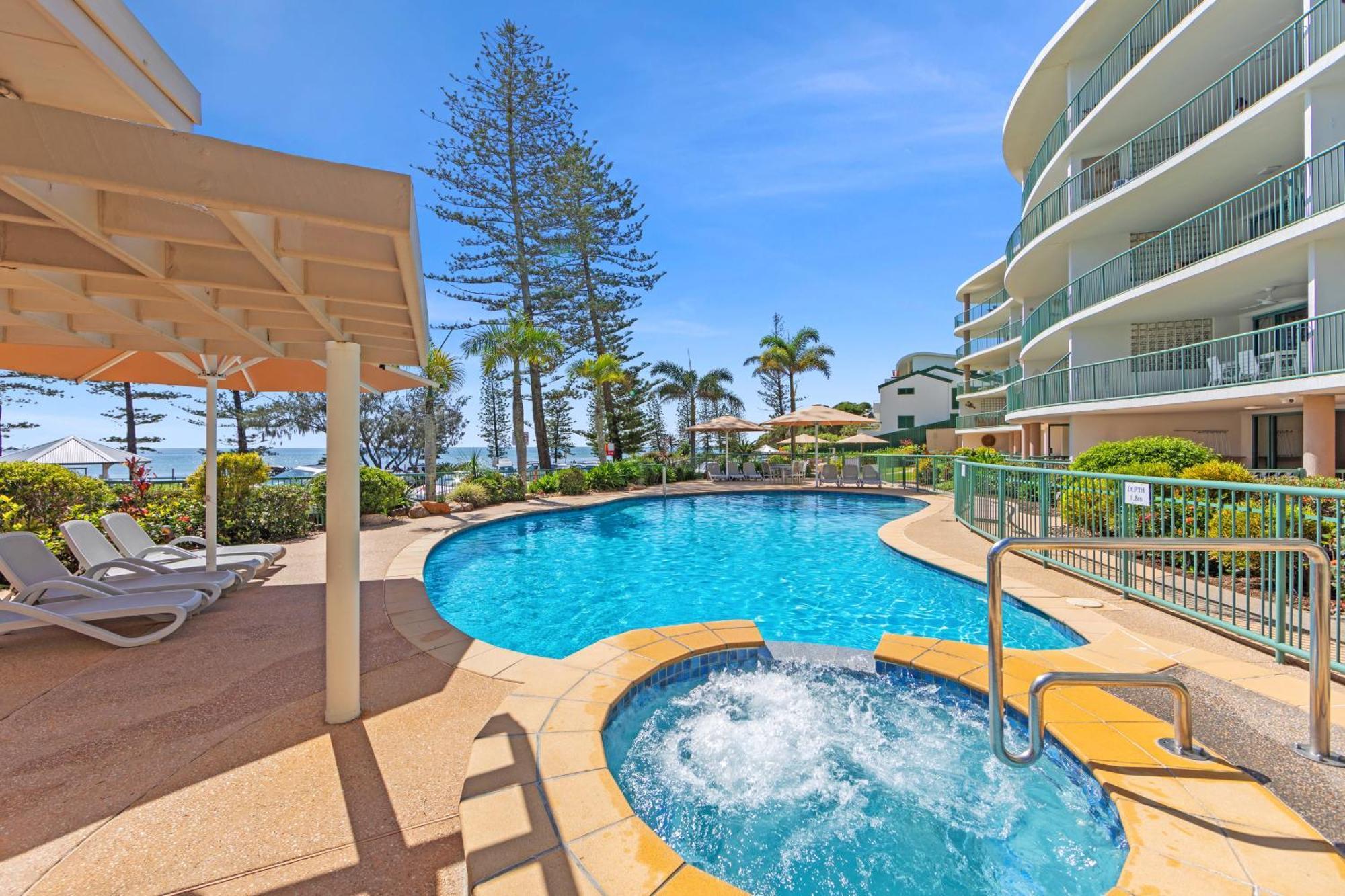 The Norfolks On Moffat Beach Caloundra Exterior photo