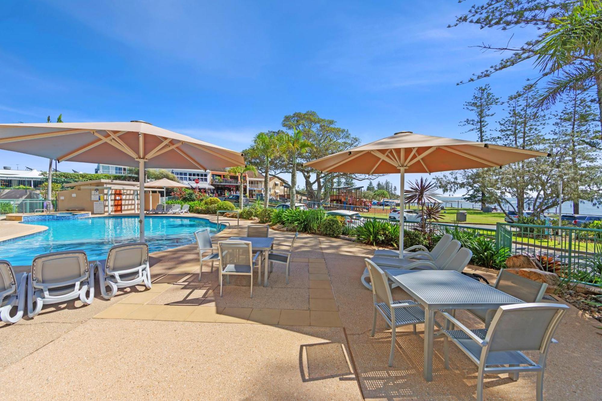 The Norfolks On Moffat Beach Caloundra Exterior photo