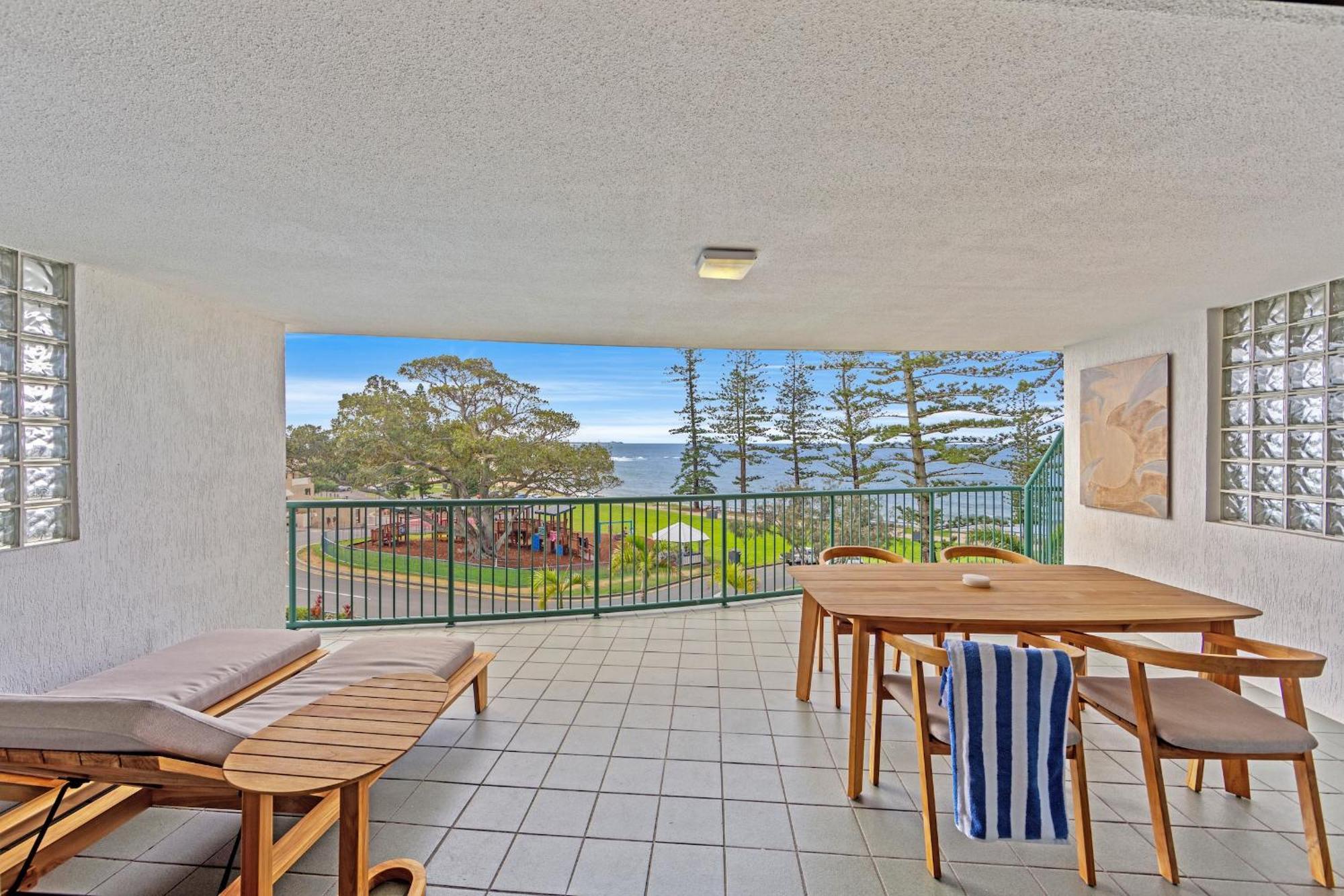 The Norfolks On Moffat Beach Caloundra Exterior photo