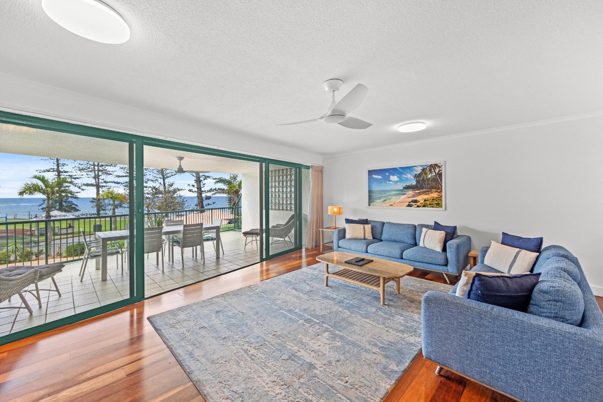 The Norfolks On Moffat Beach Caloundra Room photo