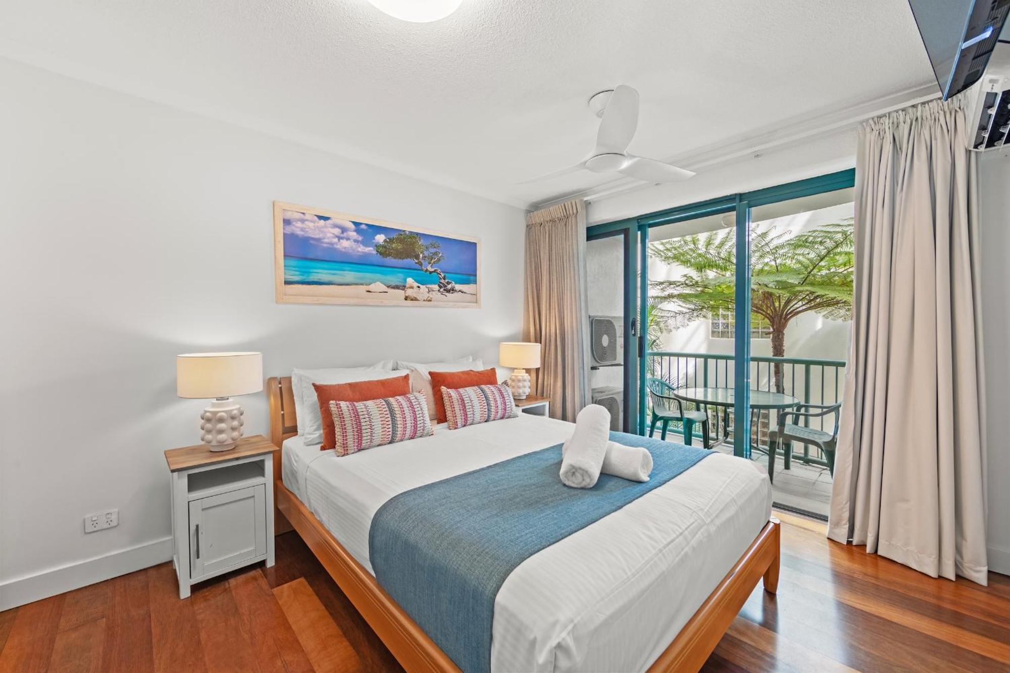 The Norfolks On Moffat Beach Caloundra Room photo