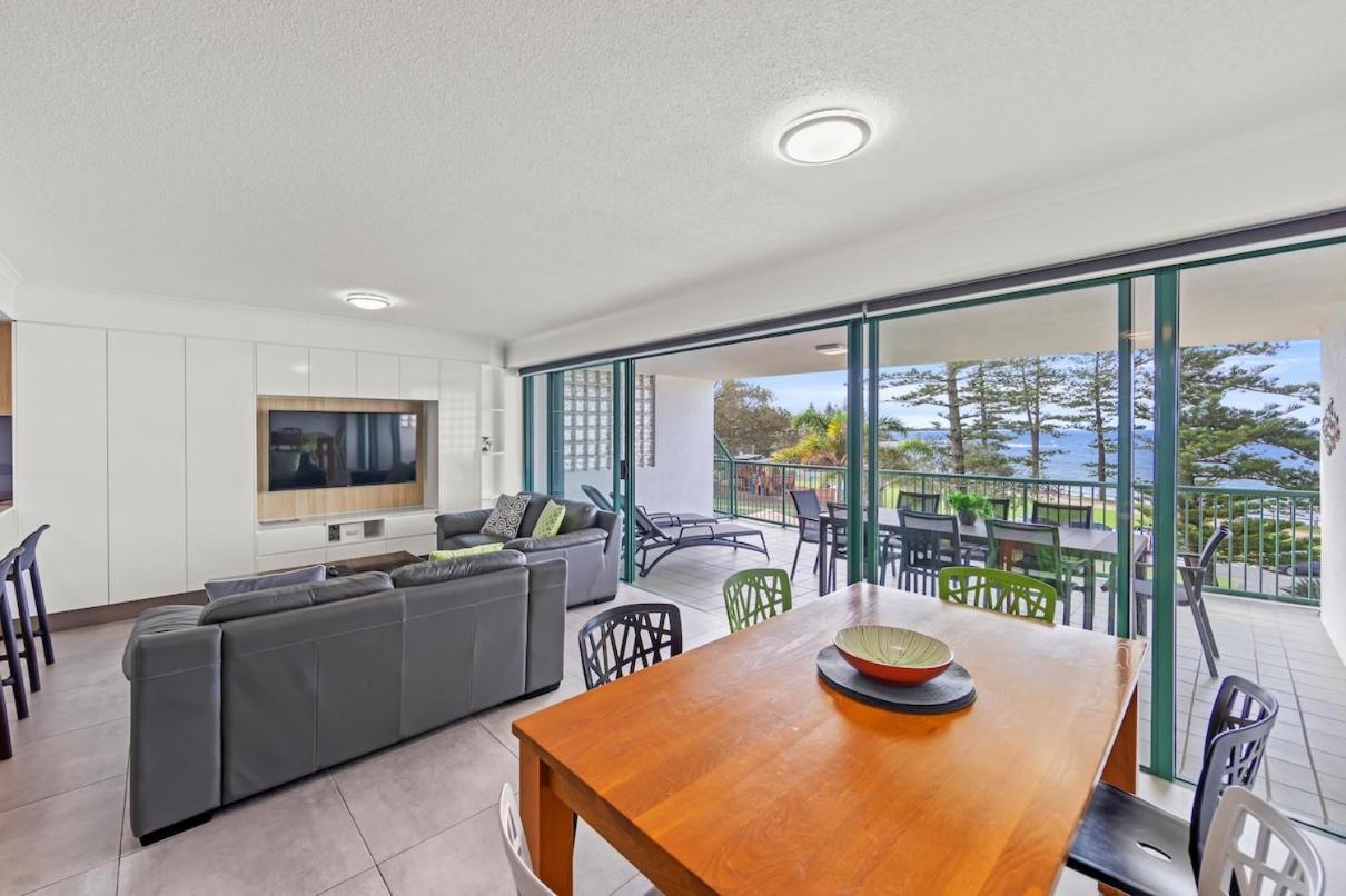 The Norfolks On Moffat Beach Caloundra Room photo
