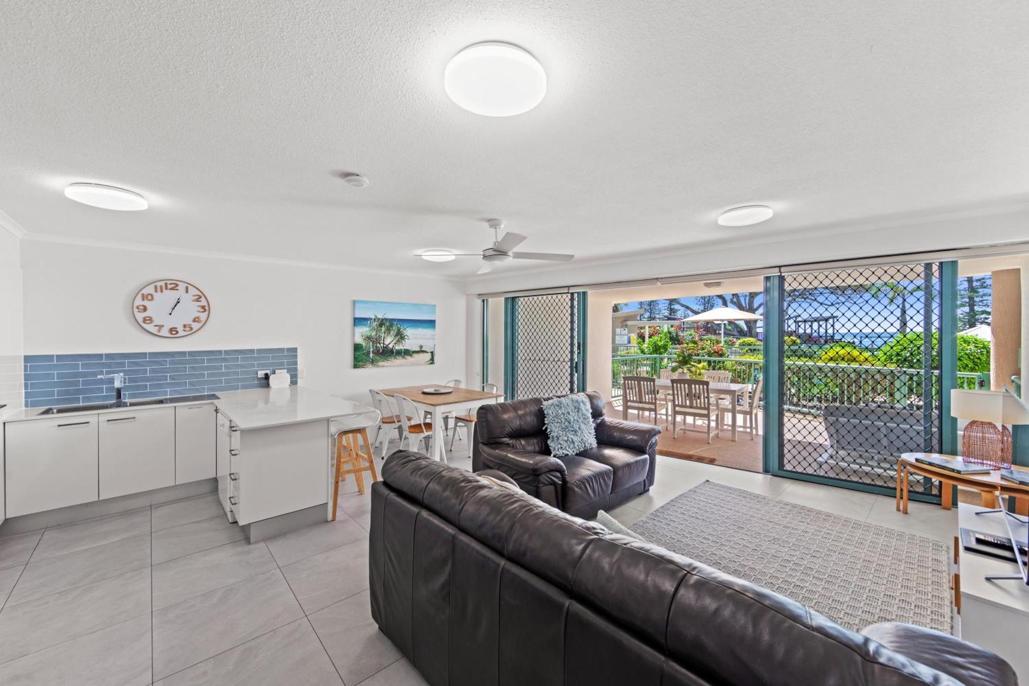 The Norfolks On Moffat Beach Caloundra Exterior photo