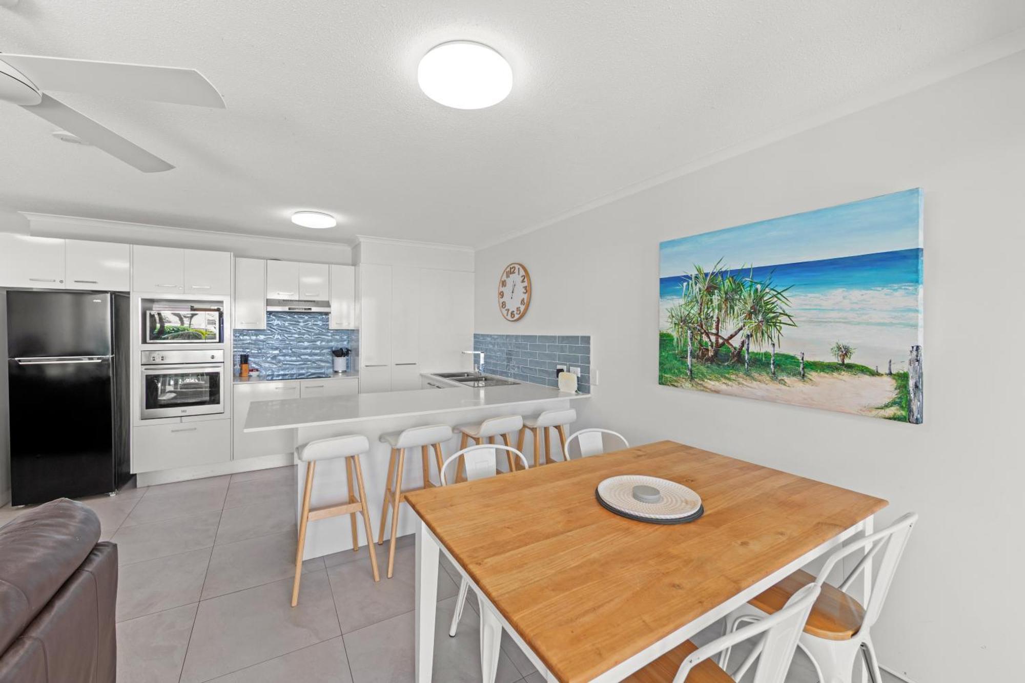 The Norfolks On Moffat Beach Caloundra Room photo