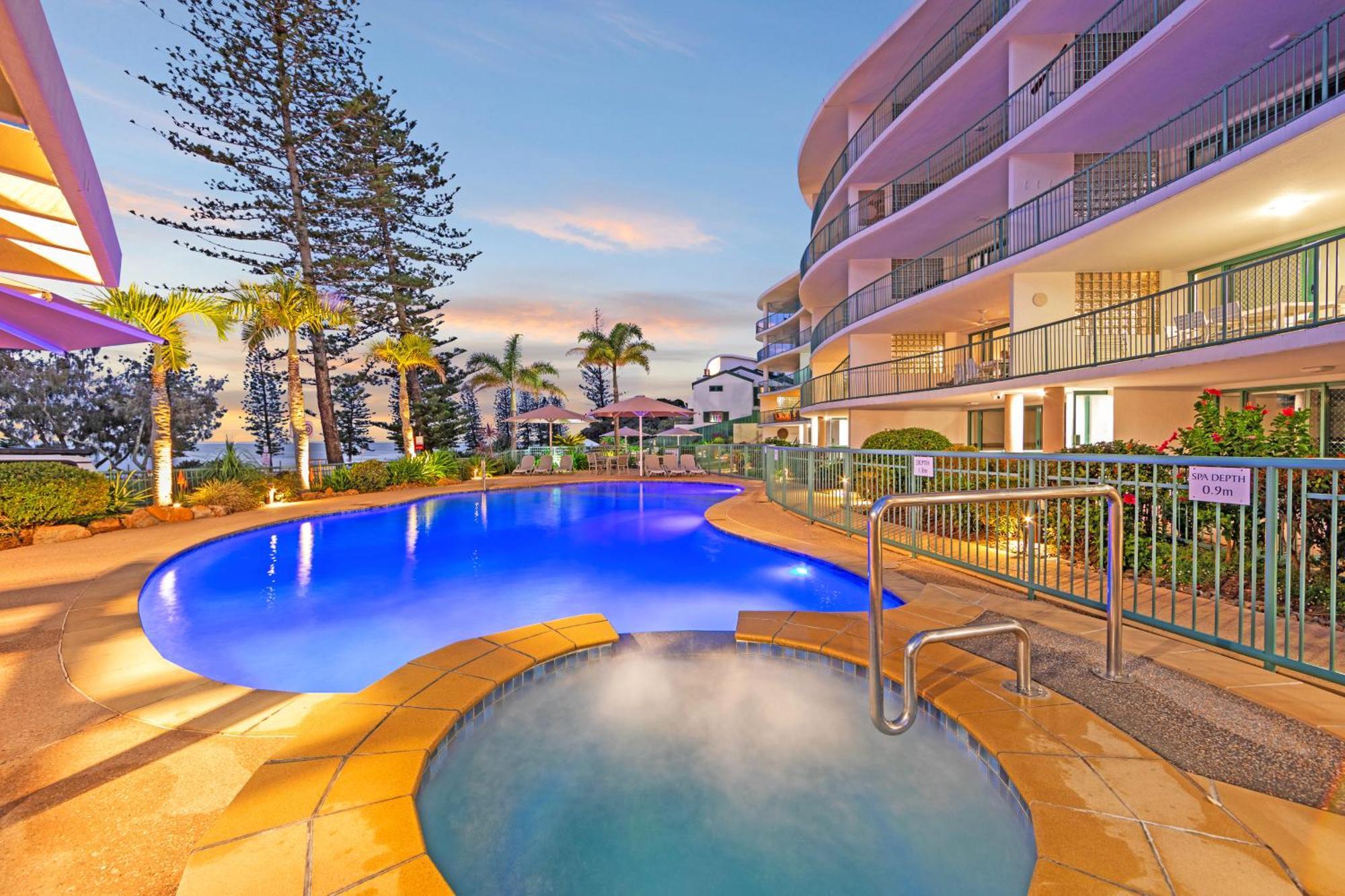The Norfolks On Moffat Beach Caloundra Exterior photo