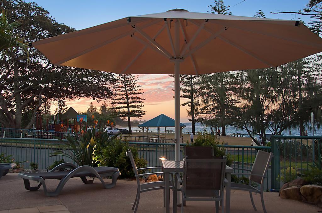 The Norfolks On Moffat Beach Caloundra Exterior photo