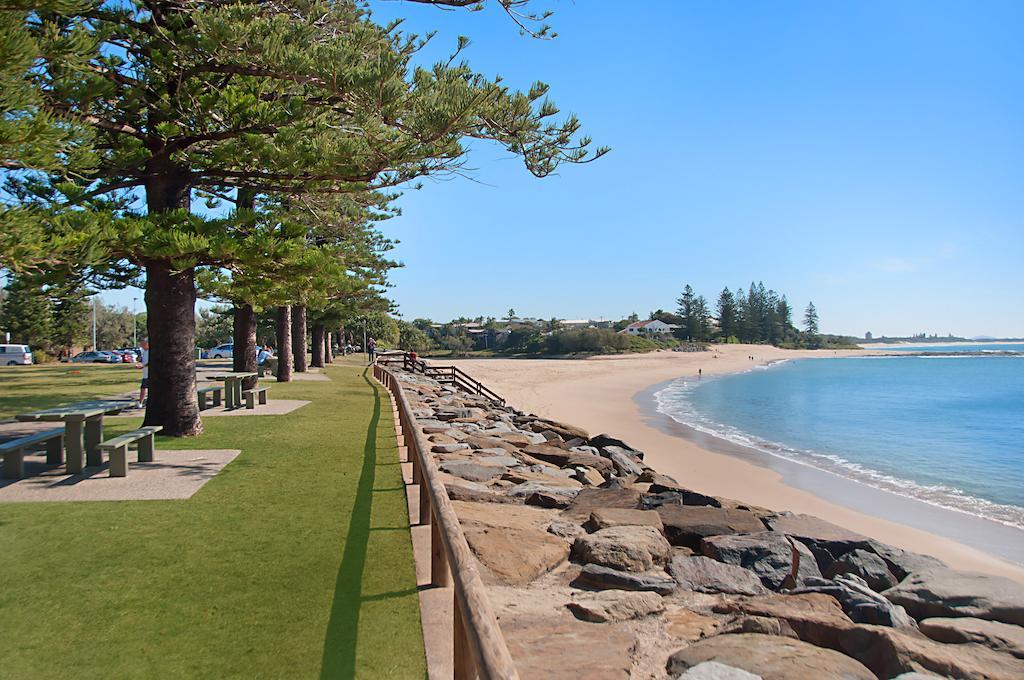 The Norfolks On Moffat Beach Caloundra Exterior photo